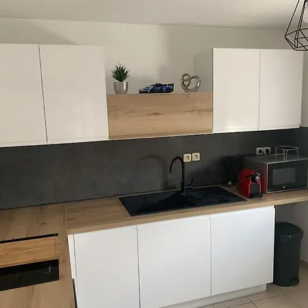 T2 Lumineux * Frontignan