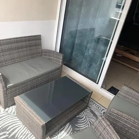 公寓 T2 Lumineux 弗龙蒂尼昂